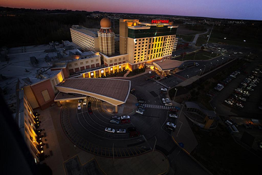 Hollywood Casino St. Louis Hotel Мериленд Хайтс Екстериор снимка