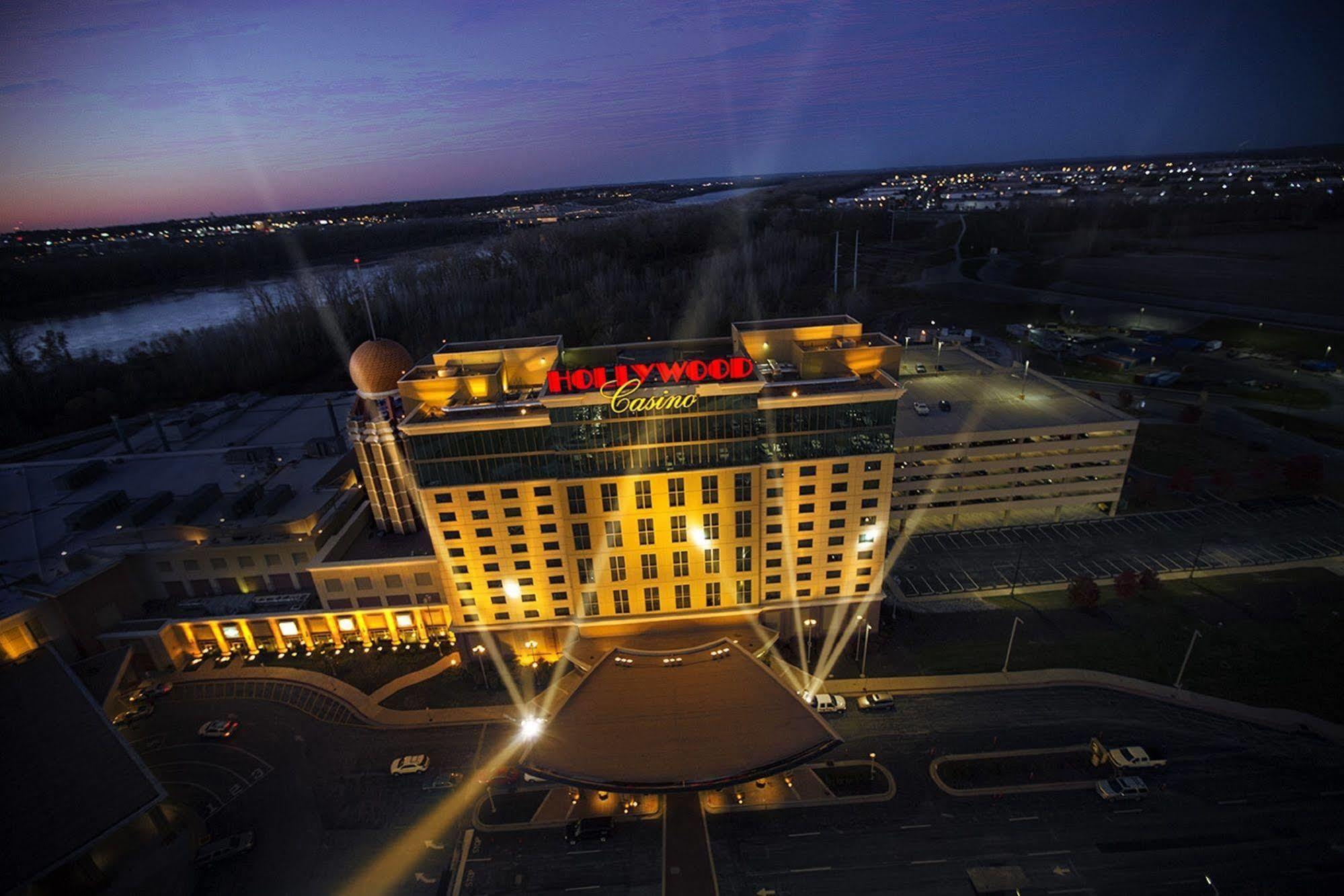 Hollywood Casino St. Louis Hotel Мериленд Хайтс Екстериор снимка