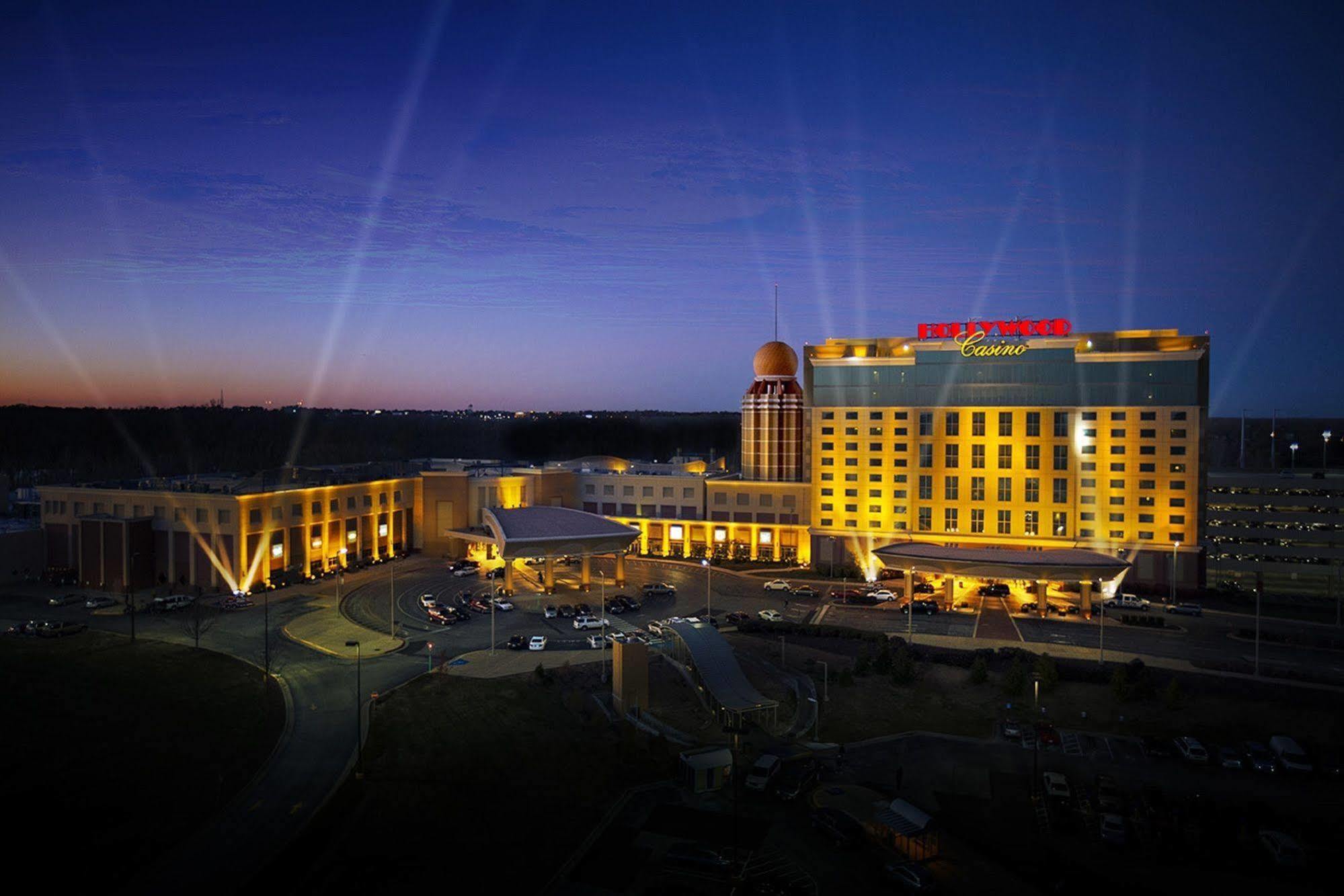 Hollywood Casino St. Louis Hotel Мериленд Хайтс Екстериор снимка