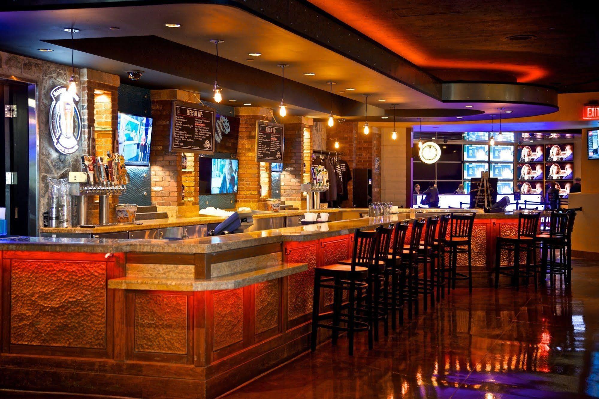Hollywood Casino St. Louis Hotel Мериленд Хайтс Екстериор снимка