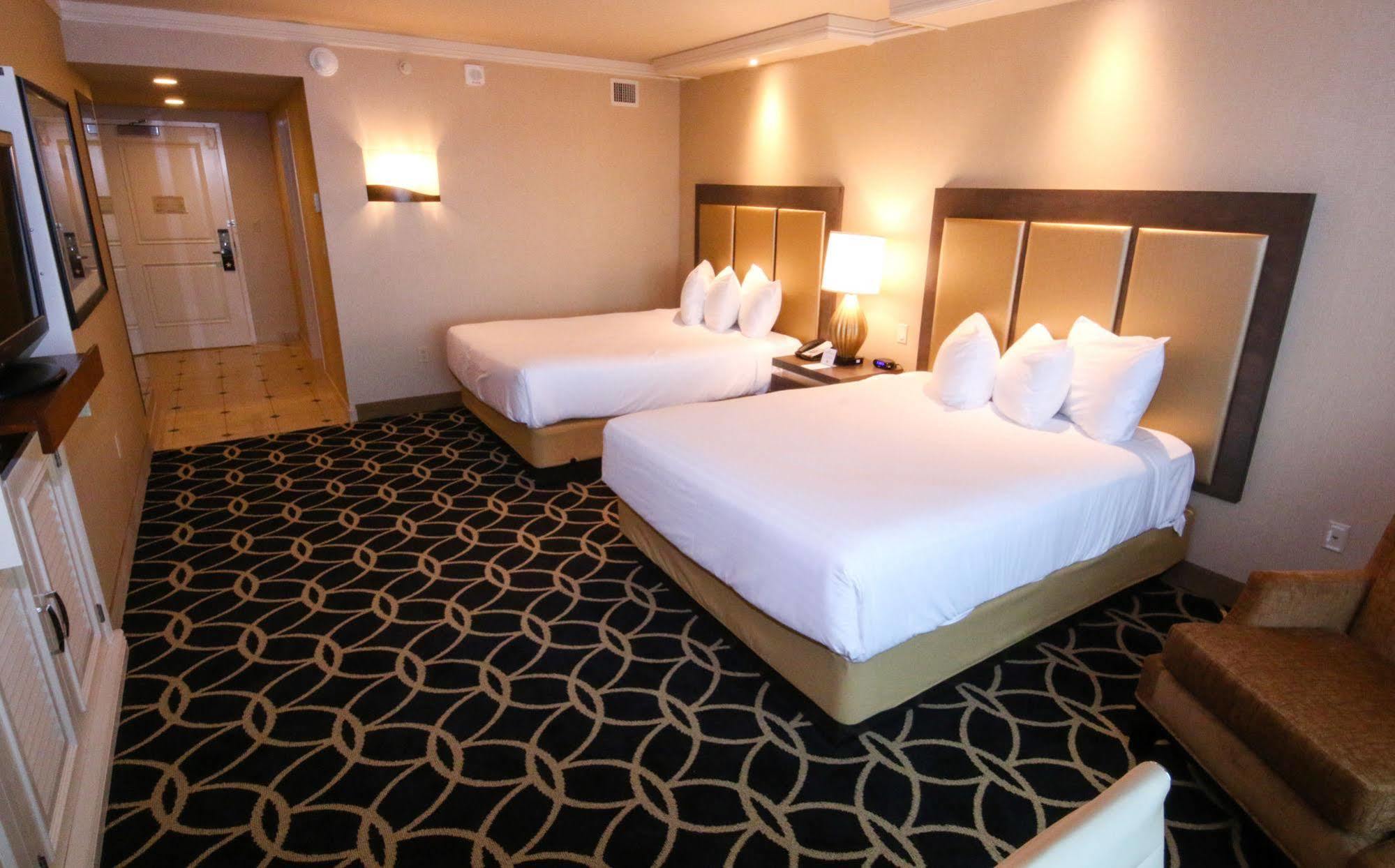 Hollywood Casino St. Louis Hotel Мериленд Хайтс Екстериор снимка